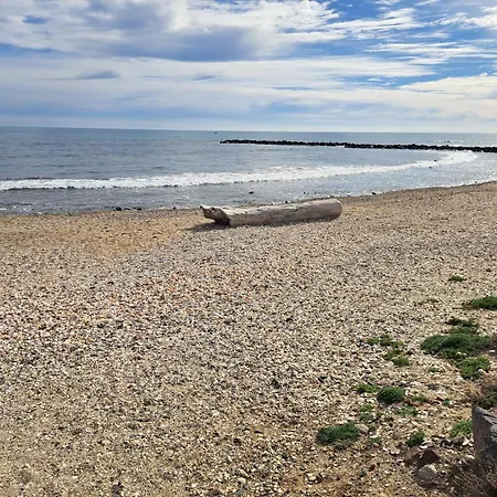 Plage 1, T2 En Front De Mer Avec Parking Apartment *